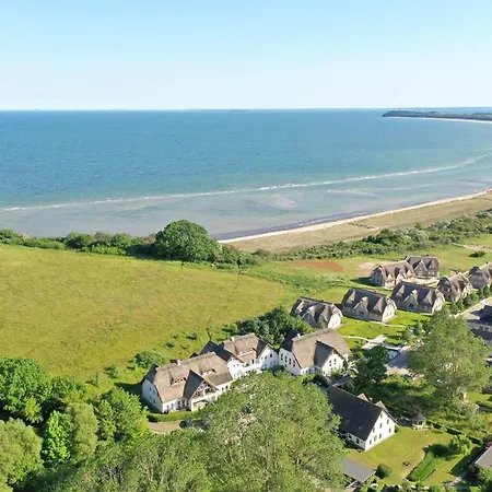 Strandhaus Moenchgut Ferienwohnung 11 Mit Sauna- Und Schwimmbadnutzung Im Ahoi Sellin Lobbe